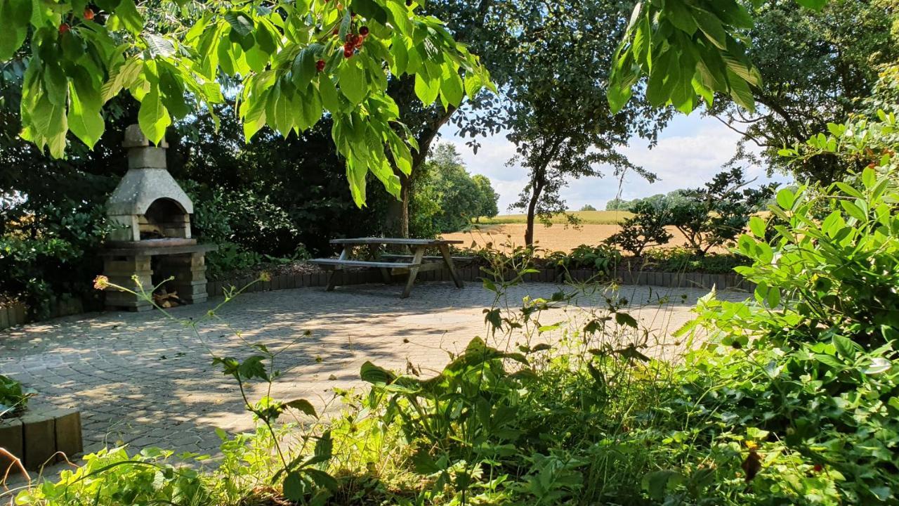 Rolso Retreat Villa Knebel Kültér fotó